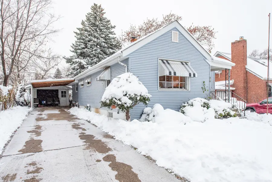 216 S Martin Avenue, Waukegan, IL 60085 - Image #2