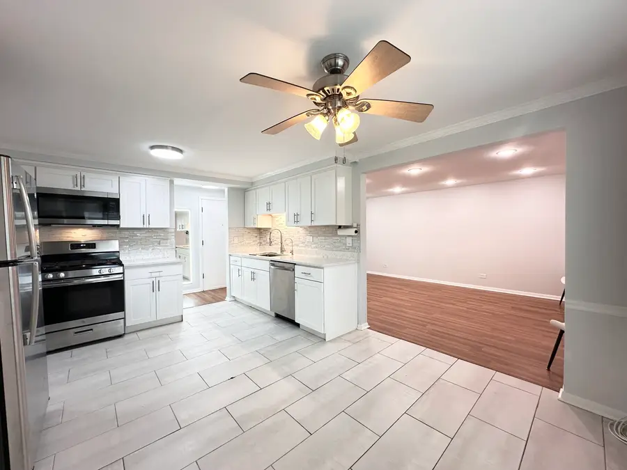 6959 W Higgins Avenue #1S, Chicago, IL 60656 - Image #2