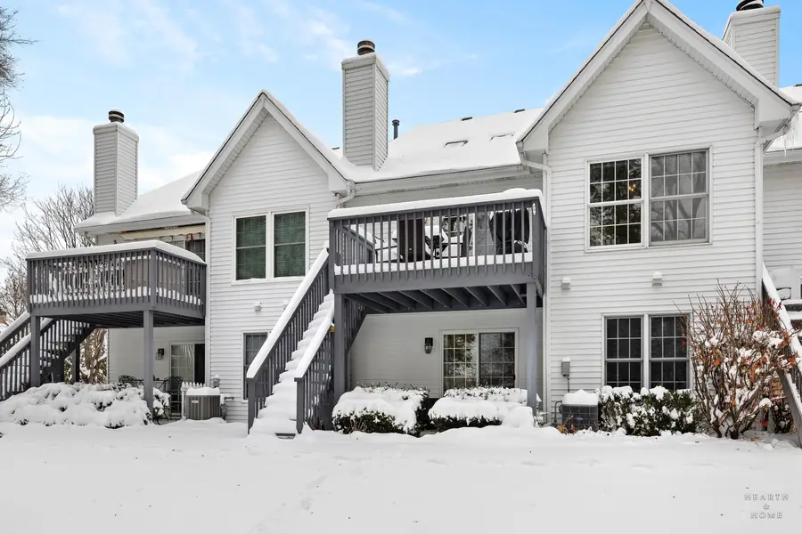 679 Barlina Road, Crystal Lake, IL 60014 - Image #2