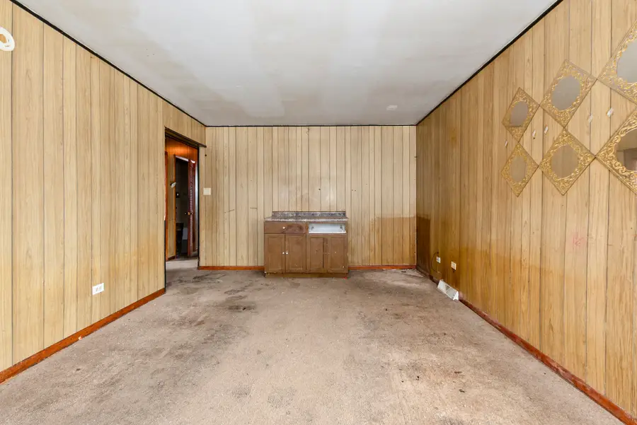 Address Withheld By Seller, Blue Island, IL 60406 - Image #3