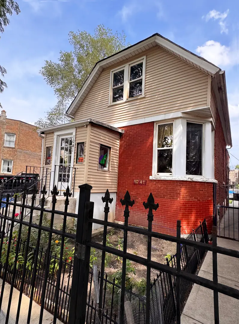 1041 N Ridgeway Avenue, Chicago, IL 60651 - Image #2