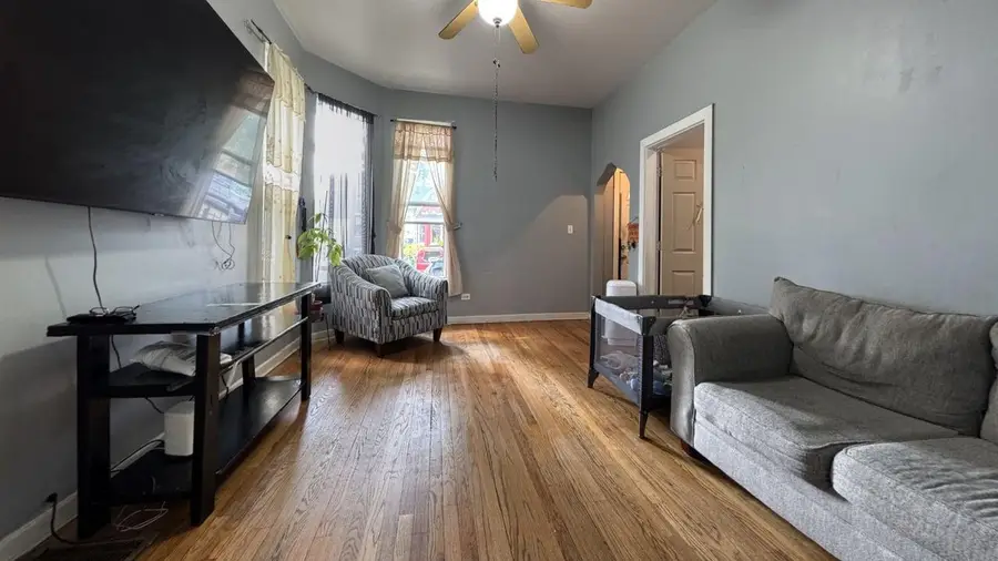 1041 N Ridgeway Avenue, Chicago, IL 60651 - Image #3