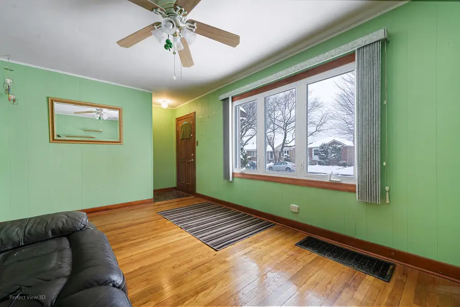 5117 S Luna Avenue, Chicago, IL 60638 - Image #3
