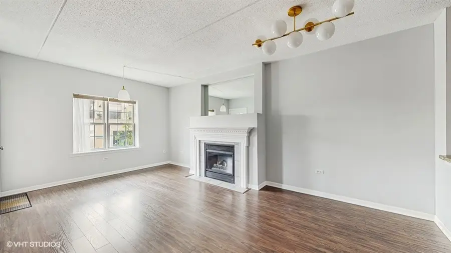 210 N Addison Avenue #202, Elmhurst, IL 60126 - Image #2