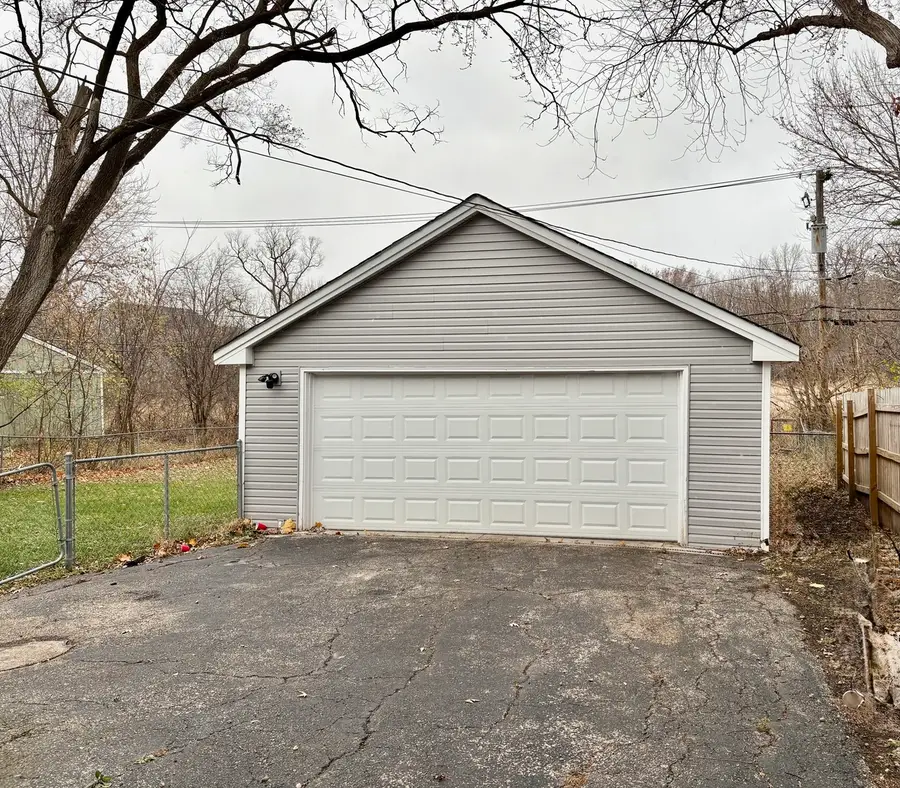 724 Mohawk Drive, Round Lake Heights, IL 60073 - Image #3