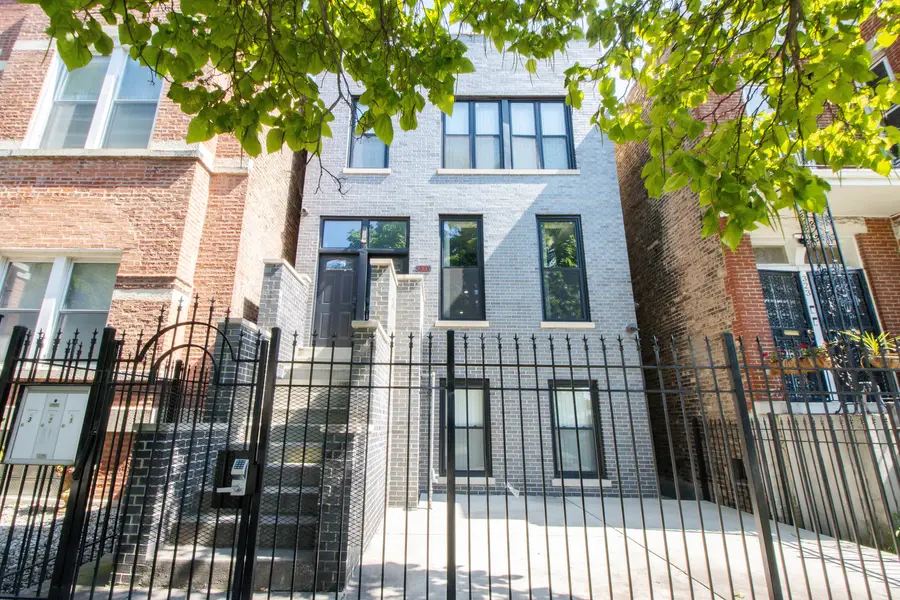 321 S Richmond Street, Chicago, IL 60612 - Image #2