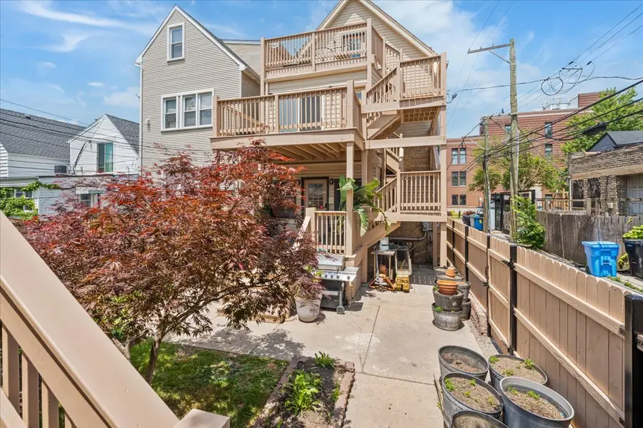 Address Withheld By Seller, Chicago, IL 60618 - #2