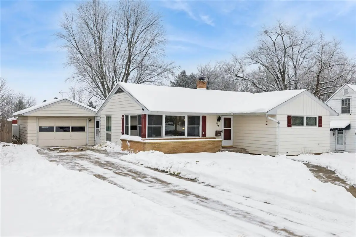 656 Oak Street, Woodstock, IL 60098 - Image #1