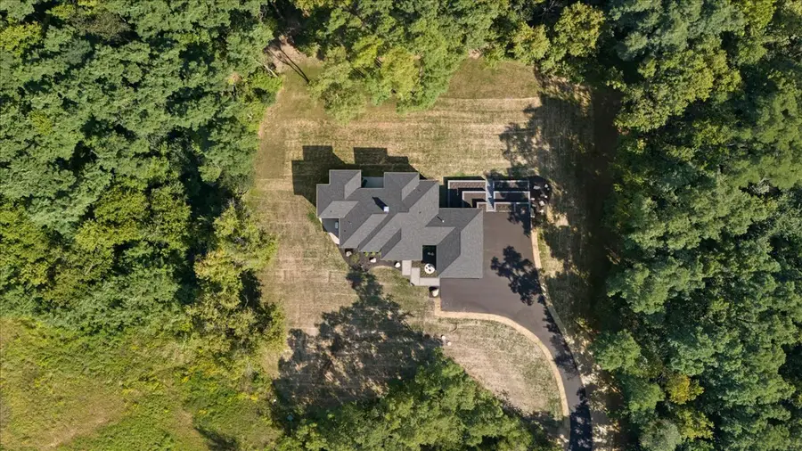 815 N English Settlement Avenue, Burlington, WI 53105 - Image #2