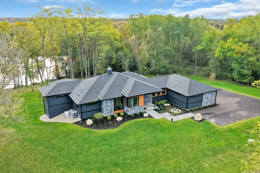 815 N English Settlement Avenue, Burlington, WI 53105 - Image #3