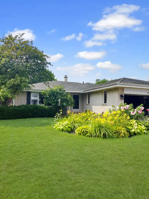 Address Withheld By Seller, Lansing, IL 60438