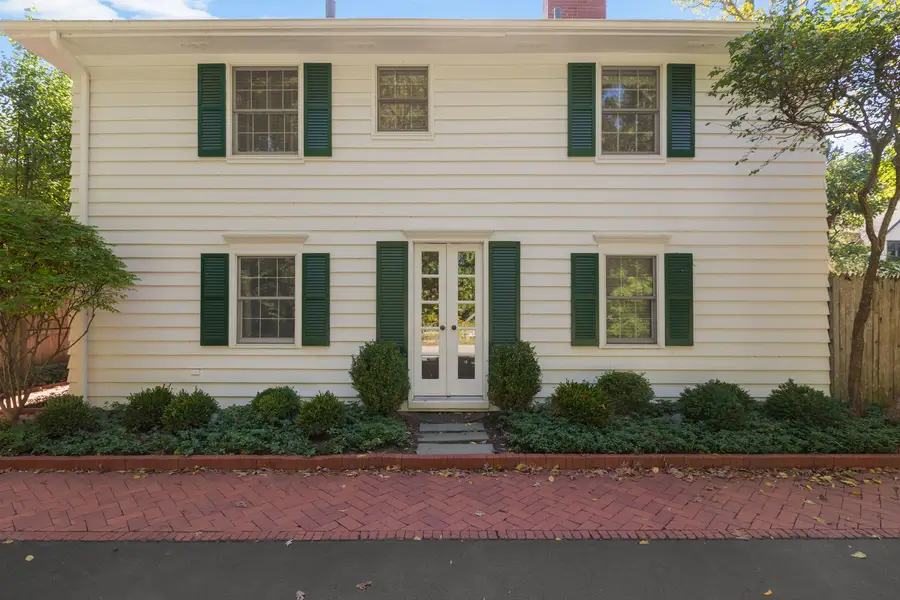 223 Sylvan Road, Lake Bluff, IL 60044 - Image #3