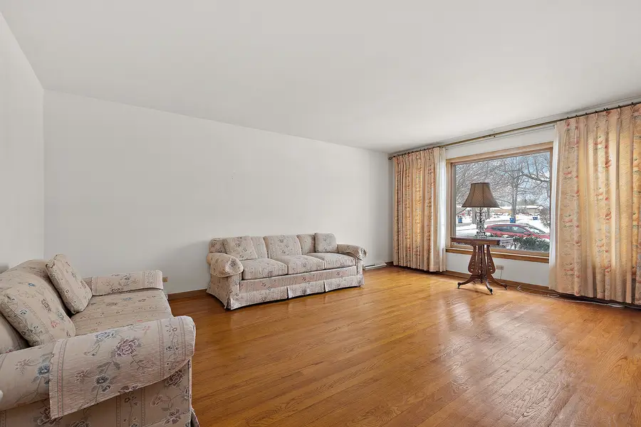 168 W Normandy Drive, Chicago Heights, IL 60411 - Image #3