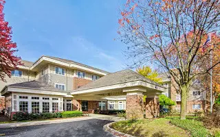 605 Barrington Avenue #140, East Dundee, IL 60118