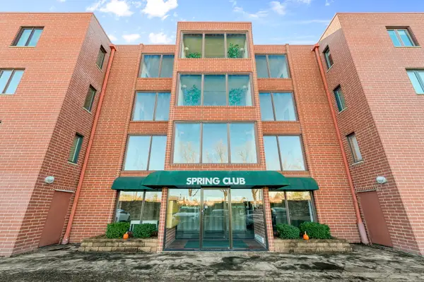 1S045 Spring Road #1D, Oakbrook Terrace, IL 60181