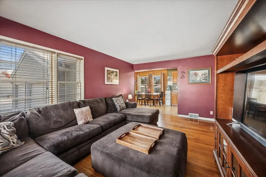 6723 Tinley Park Drive, Tinley Park, IL 60477 - Image #3