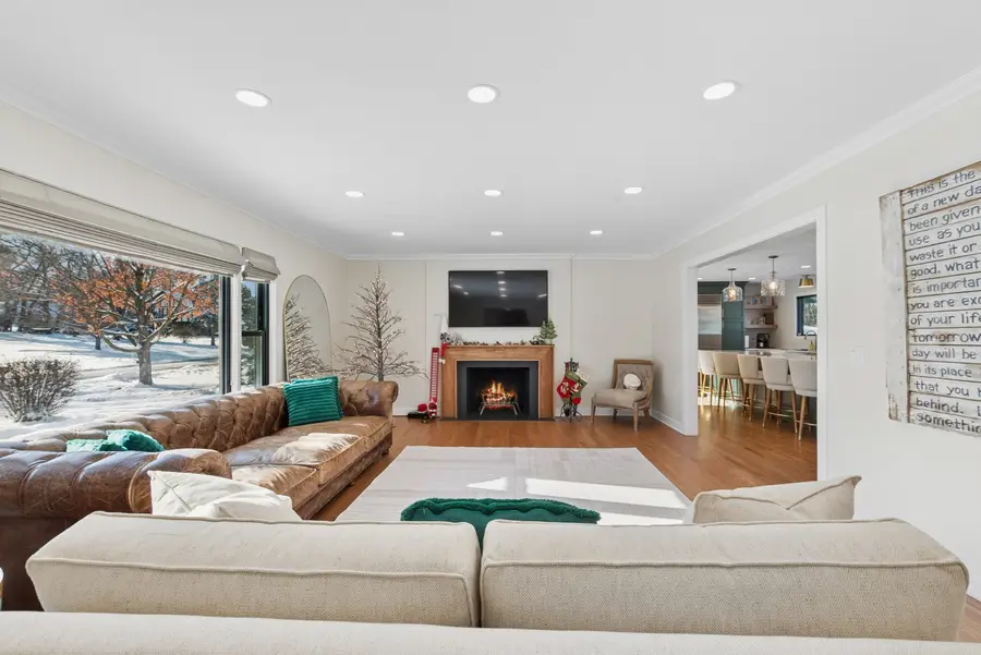 22W364 Glen Park Road, Glen Ellyn, IL 60137 - Image #3