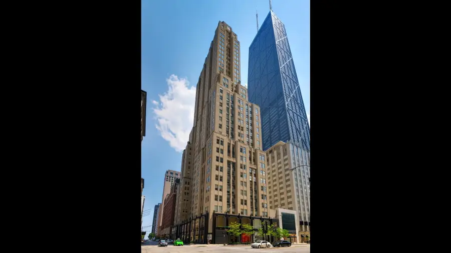 159 E Walton Place #31A, Chicago, IL 60611 - Image #2