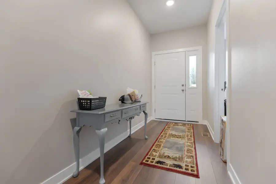 207 Julie Lane, Hampshire, IL 60140 - Image #3