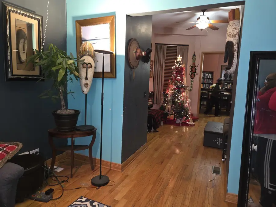 Address Withheld By Seller, Chicago, IL 60653 - #3