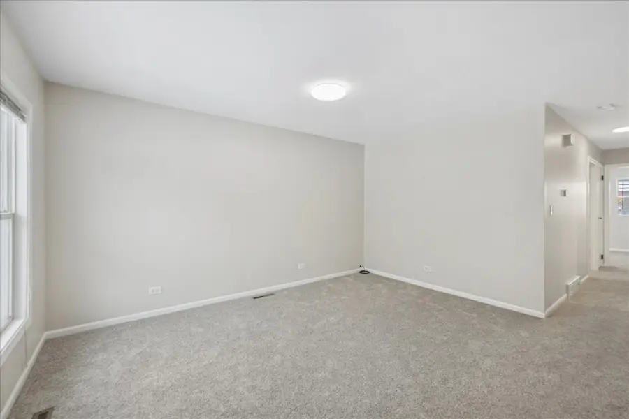 1502 Round Lake Drive, Round Lake Beach, IL 60073 - Image #3