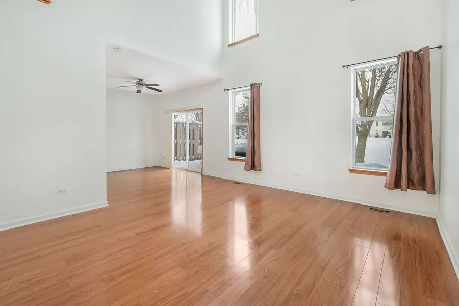 1529 Keystone Court, Elgin, IL 60120 - Image #2