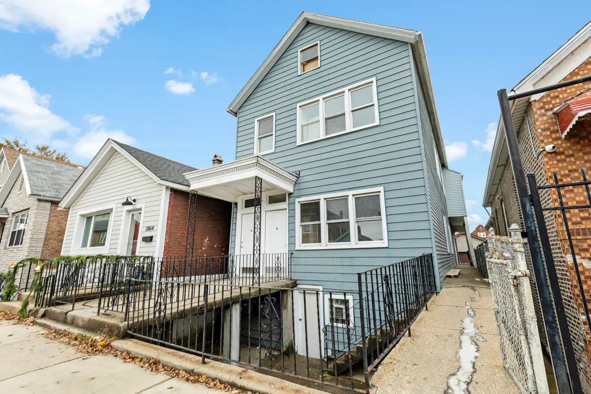 2862 S Keeley Street, Chicago, IL 60608 - Image #1
