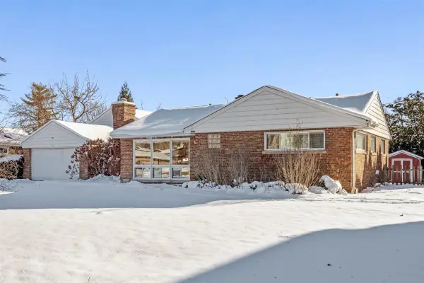 1821 George Court, Glenview, IL 60025