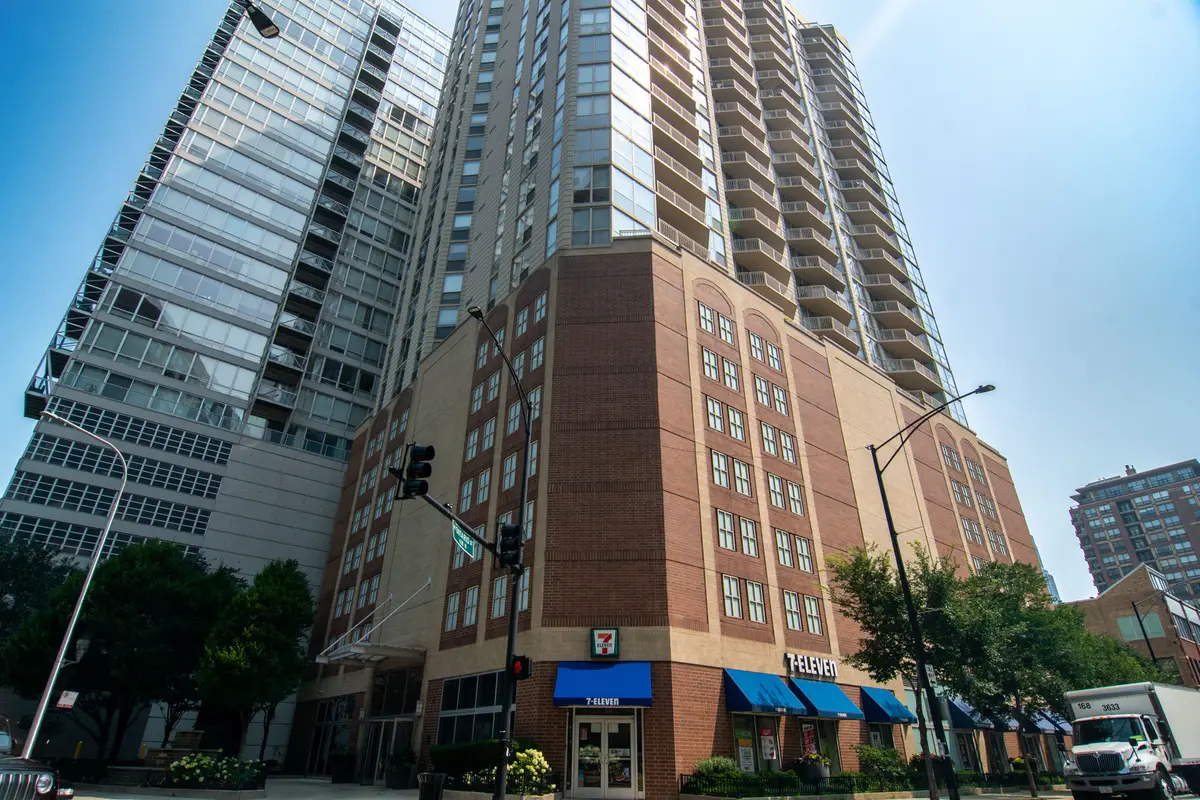 645 N Kingsbury Street #1904, Chicago, IL 60654 - #1