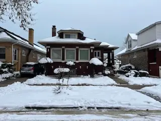 7611 S Ridgeland Avenue, Chicago, IL 60649