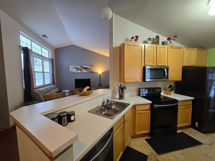 2511 Sheehan Drive #203, Naperville, IL 60564 - Image #2