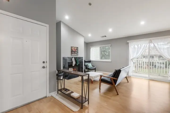 1500 Canbury Court #B2, Wheeling, IL 60090 - Image #3