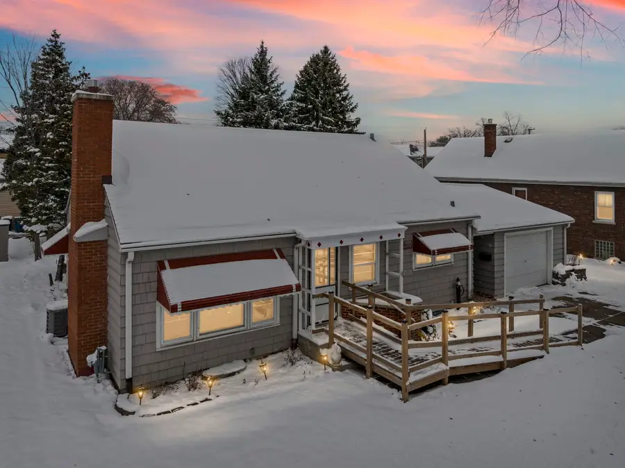 7824 W 66th Place, Bedford Park, IL 60501 - Image #3