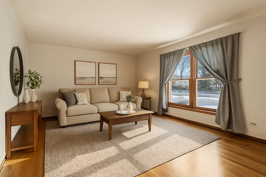 30W162 Claymore Lane, Naperville, IL 60563 - Image #2