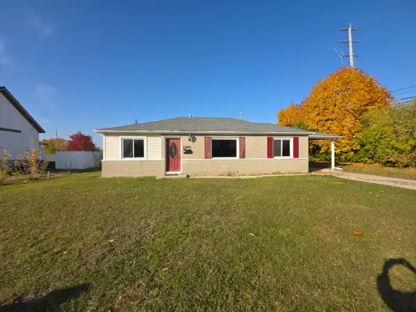 1190 Ash Road, Hoffman Estates, IL 60169