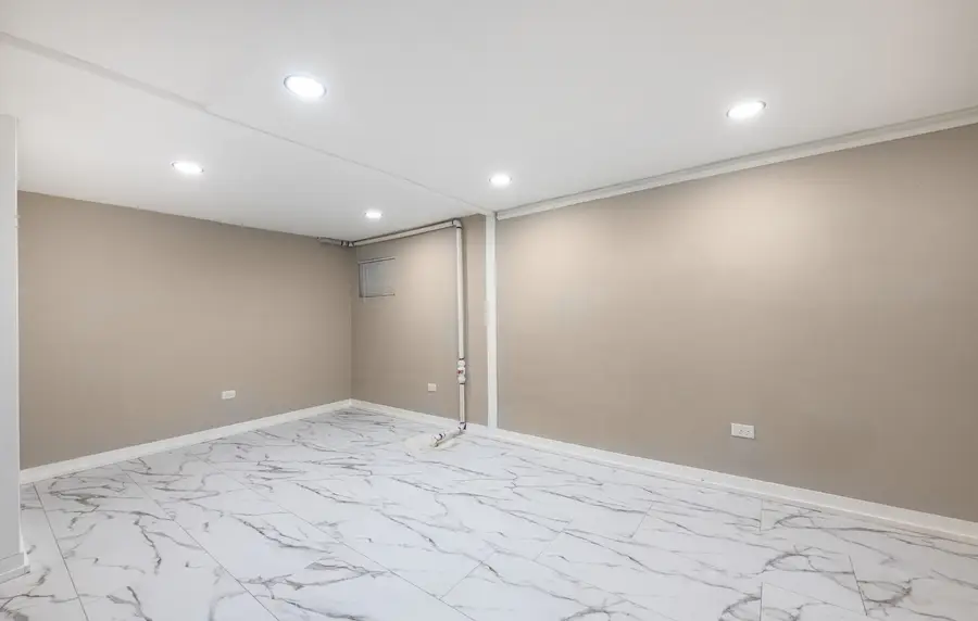 4Q Fernwood Drive, Bolingbrook, IL 60440 - Image #2