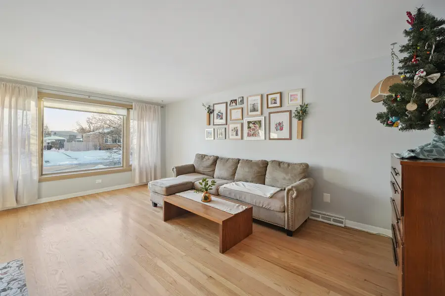 6864 176th Street, Tinley Park, IL 60477 - Image #2