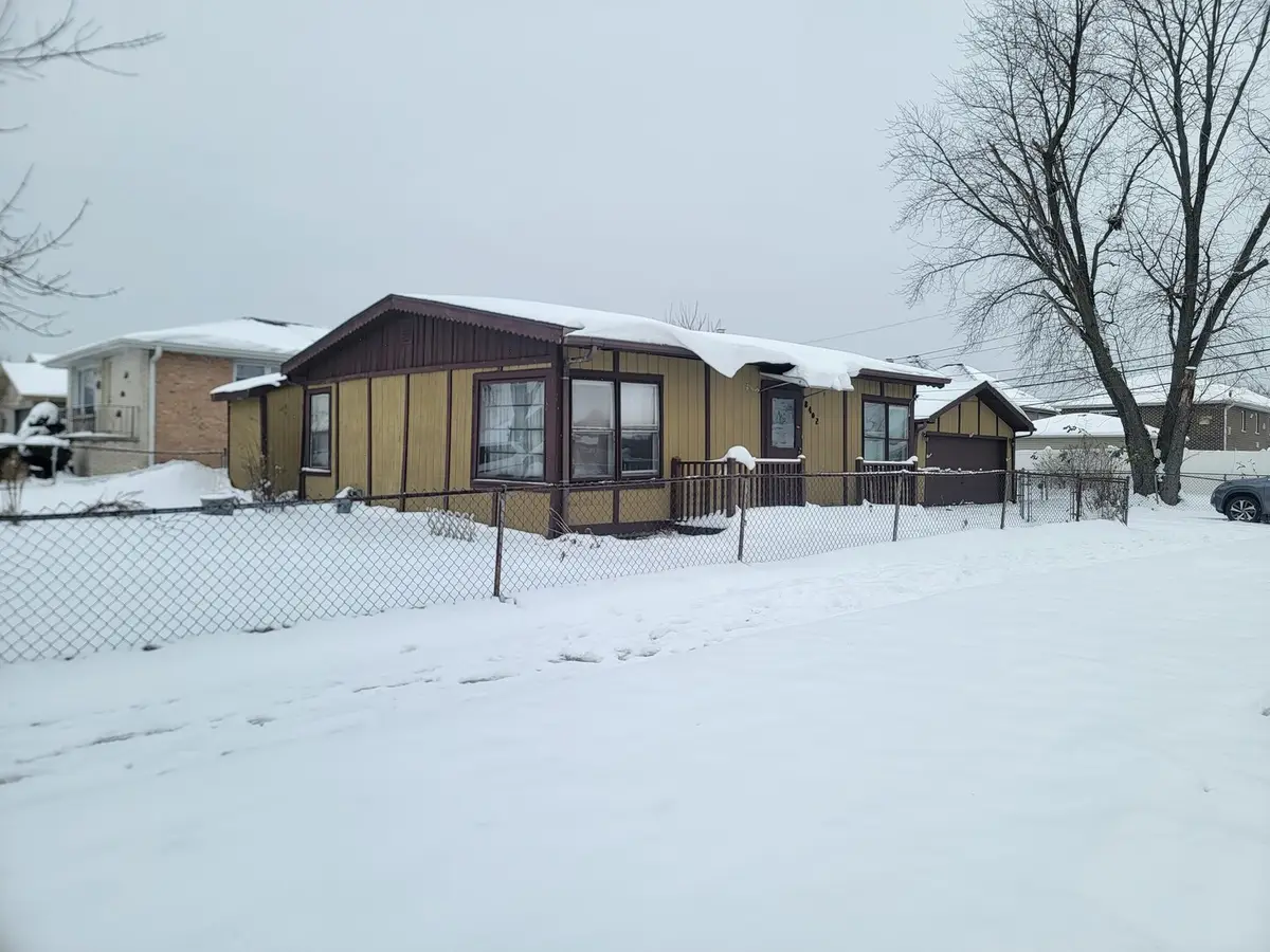 8402 S 78th Avenue, Bridgeview, IL 60455 - Image #1