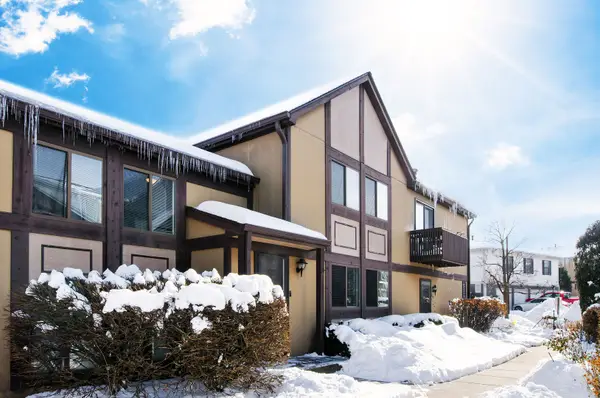 1342 Inverrary Lane #1342, Palatine, IL 60074