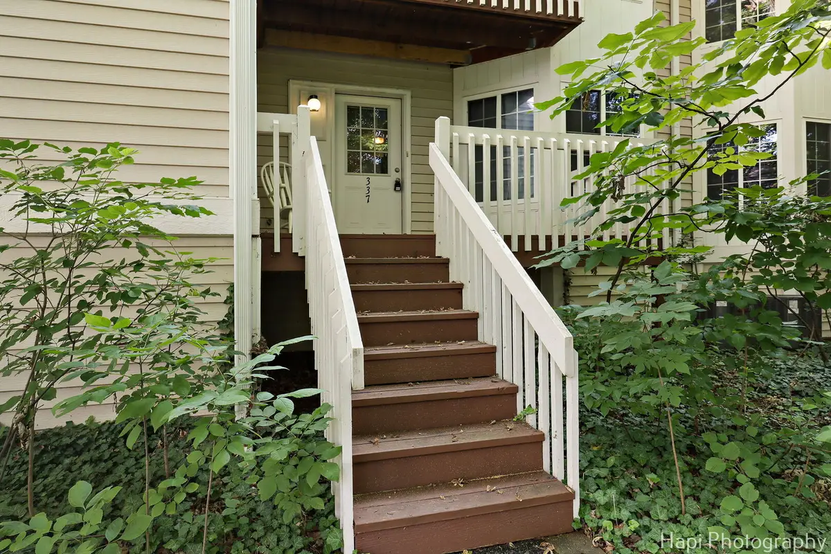 337 W Treehouse Lane #11-2, Round Lake, IL 60073 - #1