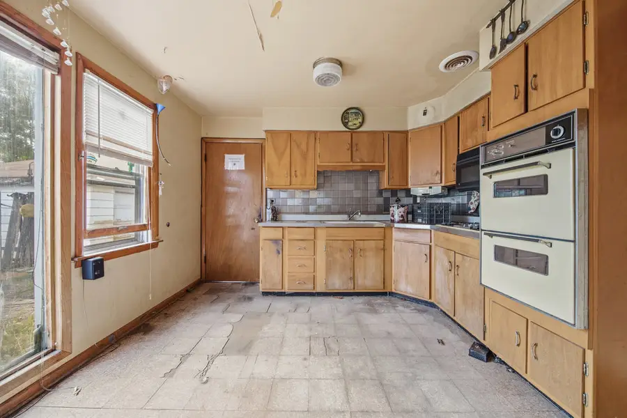 2131 W Exchange Street, Crete, IL 60417 - Image #3