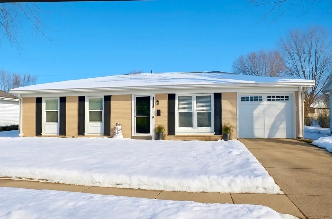 Address Withheld By Seller, Dixon, IL 61021 - Image #1