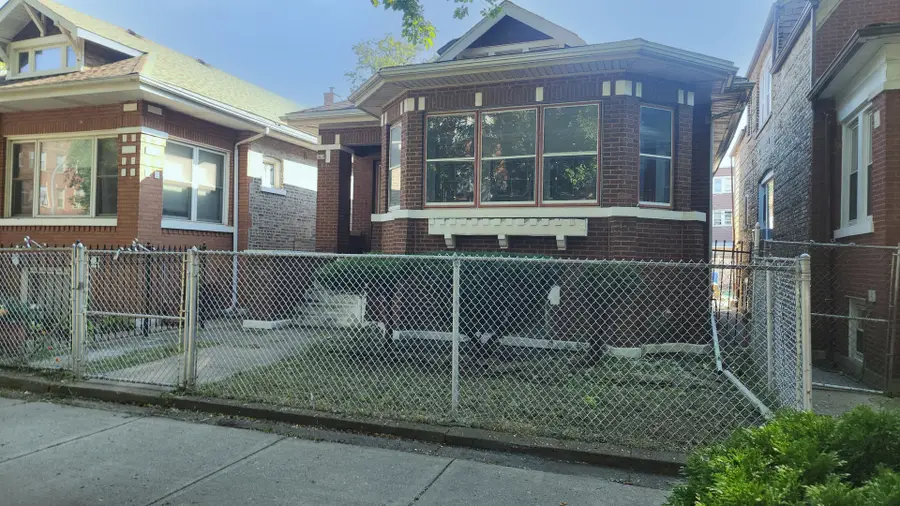 8007 S Paulina Street, Chicago, IL 60620 - Image #2