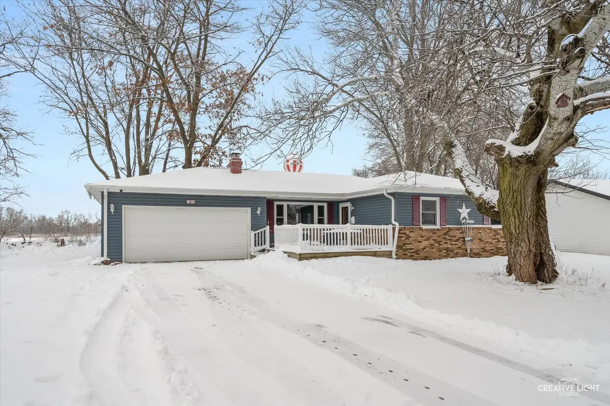 910 Wiker Drive, Rock Falls, IL 61071 - Image #1