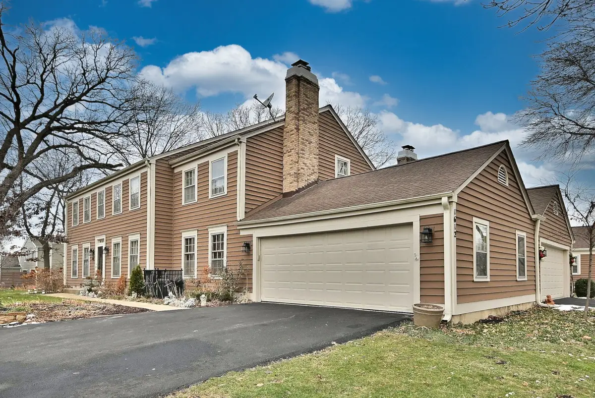 1612 Stonebridge Trail, Wheaton, IL 60189 - Image #1