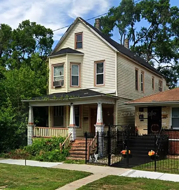 11576 S State Street, Chicago, IL 60628