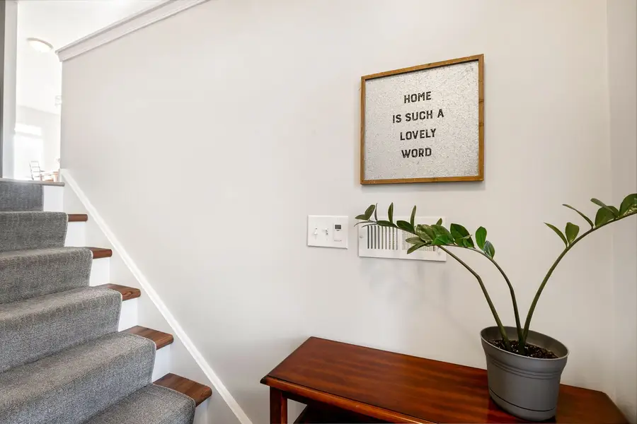 1559 Station Park Drive, Grayslake, IL 60030 - Image #2