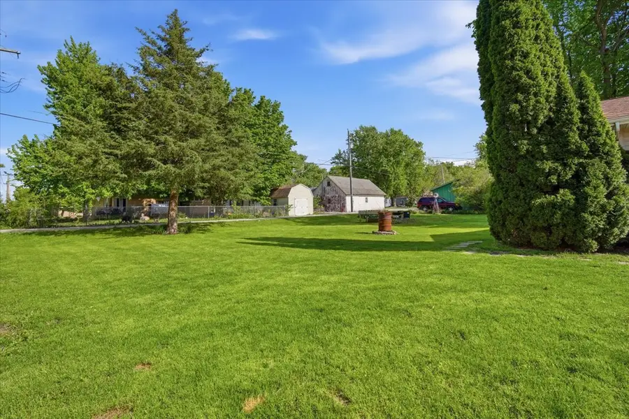 100 W Kentucky Avenue, Chenoa, IL 61726 - #3