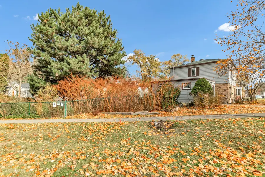 1623 Sawyer Avenue, Glen Ellyn, IL 60137 - Image #3