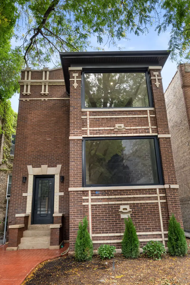 4437 N Whipple Street, Chicago, IL 60625 - Image #1